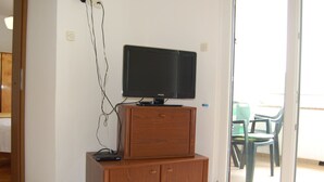 Unclassified image, 5 of 6, button - Apartment Davorka - 2 by Interhome (Krk/Milohnići)