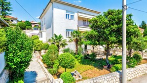 Unclassified image, 3 of 12, button - MLADEN 2 / HR-07977-02 by Interhome (Crikvenica)