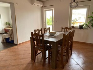 Dining - Apartment Lenka by Interhome (Pula/Premantura)