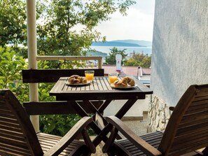 Outdoor dining - Apartment Tikky by Interhome (Krk/Njivice)