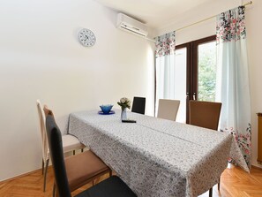 Dining - Apartment 2362 by Interhome (Rovinj)