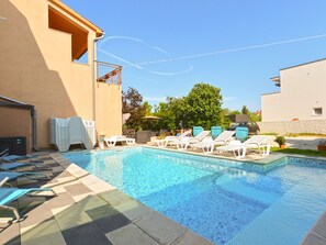Pool - Apartment 351 by Interhome (Fažana)