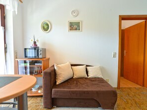 TV - Apartment 336 by Interhome (Poreč)