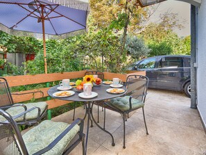 Outdoor dining - Apartment 358 by Interhome (Poreč)