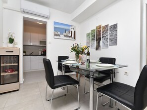 Dining - Apartment 358 by Interhome (Poreč)