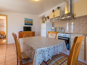 Fridge, oven, cookware/dishes/utensils - CLEMENTINA 1 / HR-05523-01 by Interhome (Crikvenica)