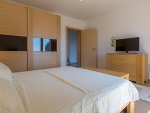 1 bedroom, Internet - TONKA ROBERTA / HR-08678-01 by Interhome (Crikvenica)