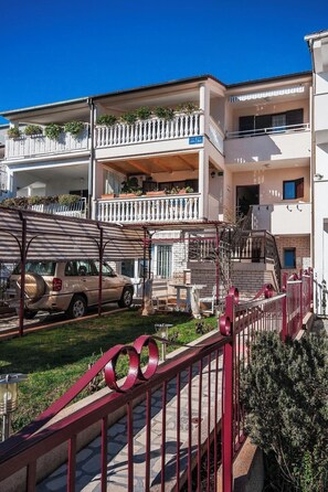 Exterior - Apartment 43 by Interhome (Bokordici)