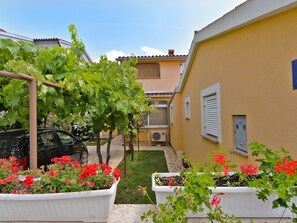 Property grounds - Apartment 436 by Interhome (Fažana)