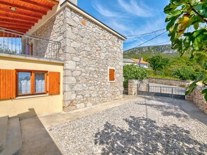 Property grounds - JOPA BARCI / HR-08581-01 by Interhome (Crikvenica/Barci)
