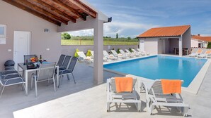 Pool - Villa Marcelia by Interhome (Bokordici)