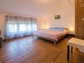 Internet - JASMINKA LONCARIC 2 / HR-08891-02 by Interhome (Crikvenica)