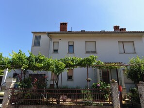 Exterior - Apartment 695 by Interhome (Pula)