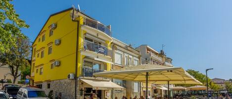 Restauration extérieure