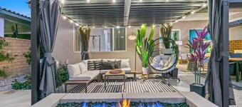 Golf n Grooves. Luxury La Quinta Villa.