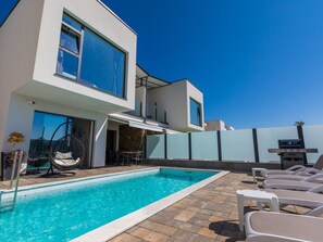 Pool - VILLAS DE SHERY 2 / HR-09046-01 by Interhome (Crikvenica/Barci)