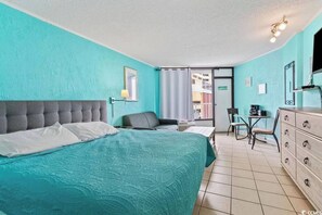 Iron/ironing board, WiFi, bed sheets - Pet friendly condo in welcoming Myrtle Beach. (Myrtle Beach)