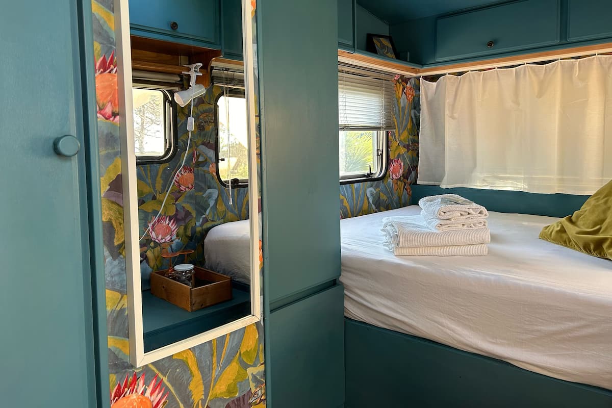 エコノミー バンガロー