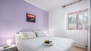 1 quarto