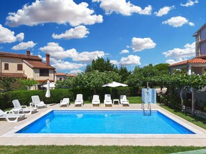 Pool - Apartment 810 by Interhome (Medulin)