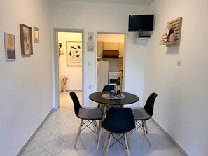 Dining - Apartment 650 by Interhome (Rabac)