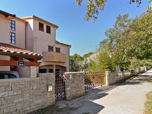 Exterior - Apartment 794 by Interhome (Bokordici)