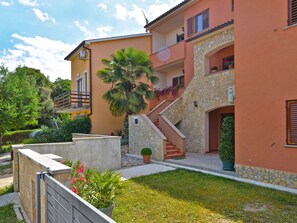 Exterior - Apartment 295 by Interhome (Pula)