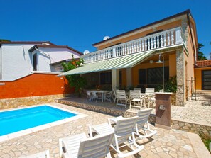 Pool - House 747 by Interhome (Pula/Banjole)
