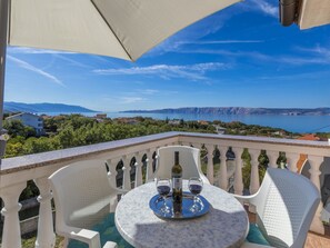 Outdoor dining - Rastovcan 2 kat potkrovlje / HR-09157-02 by Interhome (Novi Vinodolski)