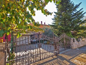 Property grounds - Apartment 933 by Interhome (Fažana)