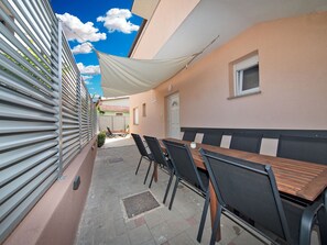 Outdoor dining - Apartment 928 by Interhome (Pula/Banjole)