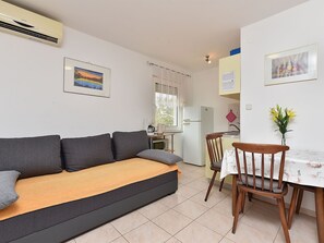 TV - Apartment 1029 by Interhome (Fažana)