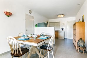 Apartament, vistes al jardí | Servei de restauració