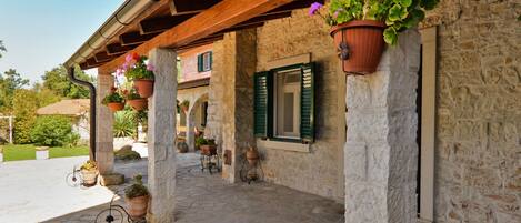 DĂ©tail de lâextĂ©rieur