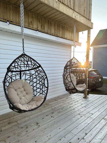 Twillingate Coastal Retreat w/ Oceanview Rooftop Deck (Icebergs,Whales,Sunsets)