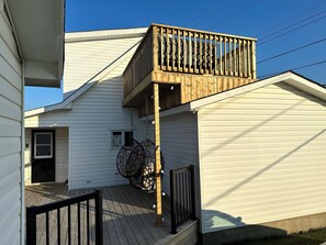 Property grounds - Twillingate Coastal Retreat w/ Oceanview Rooftop Deck (Icebergs,Whales,Sunsets) (Crow Head)