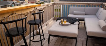 Twillingate Coastal Retreat w/ Oceanview Rooftop Deck (Icebergs,Whales,Sunsets)