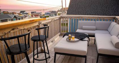Twillingate Coastal Retreat w/ Oceanview Rooftop Deck (Icebergs,Whales,Sunsets)