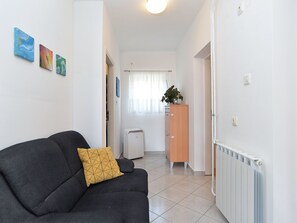 TV - Apartment 1085 by Interhome (Pula)