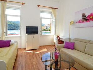 TV - Apartment 1093 by Interhome (Rabac)