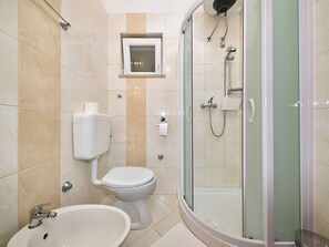 Bathroom - Apartment 1099 by Interhome (Rovinj)