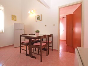 Dining - Apartment 1124 by Interhome (Fažana)