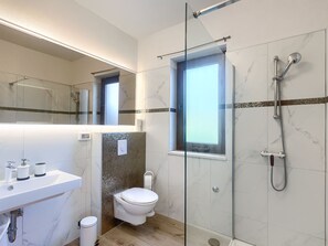 Bathroom - Villa Valbandon by Interhome (Fažana)