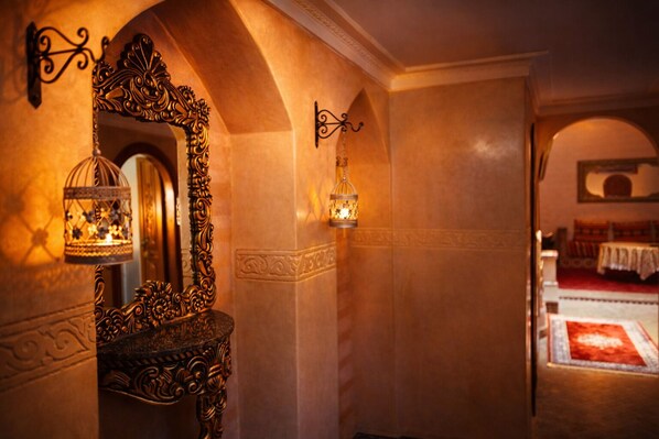 Interior - Riad 16 Dar and Pool (Marrakech)