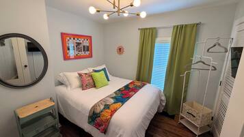 1 chambre, bureau, fer et planche à repasser, Wi-Fi gratuit