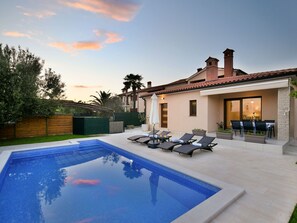 Pool - House 1125 by Interhome (Pula/Galižana)