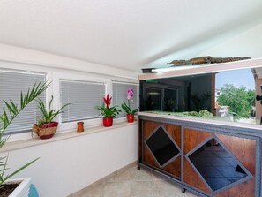 Lobby - Mandekic 1/4+1 / HR-09421-01 by Interhome (Crikvenica)