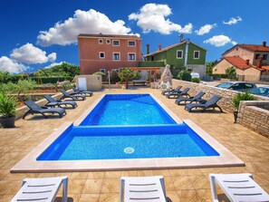 Pool - Apartment 1249 by Interhome (Fažana)