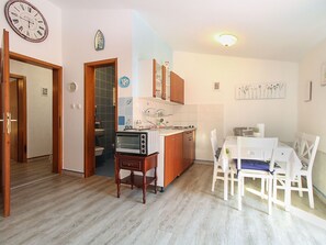 Dining - Apartment 1236 by Interhome (Medulin/Ližnjan)