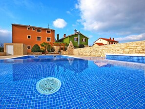 Pool - Apartment 1249 by Interhome (Fažana)
